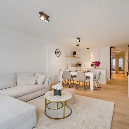 Modern In Hartje Apartment